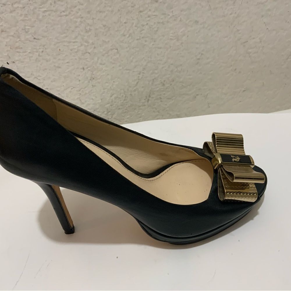 Vince Camuto Signature Women’s 4.25” Heel Shoes Vero Cuoio Size 7 M 37